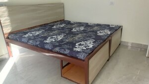 Bedroom in 1 RK Builder Floor at Ardee Mall, Sector 52 – for Rent