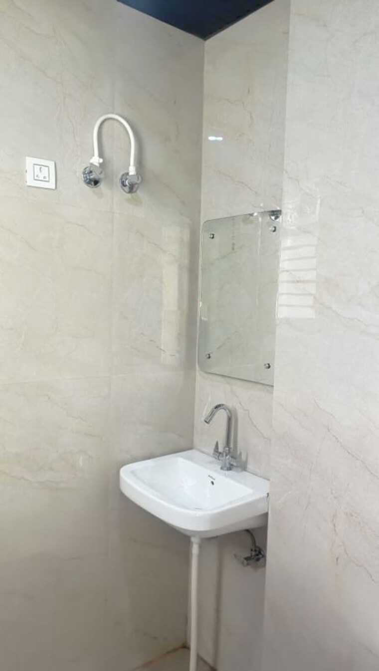 Bathroom, ardee-mall 1 RK 1000 Sq.Ft. Builder Floor In Sector 52 Gurgaon 10074567