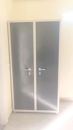 1 RK Builder Floor For Rent in Ardee Mall, Sector 52