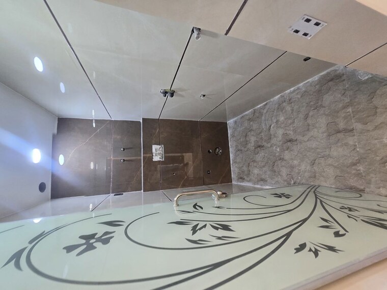 Attached Bathroom, lajpat nagar 4 1 RK 500 Sq.Ft. Apartment In Lajpat Nagar 4 Delhi 10074579