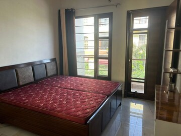 Bedroom in 2 BHK Builder Floor at Sas Nagar – for Rent