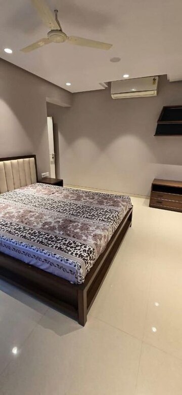 Bedroom in 3 BHK Apartment at Cosmos Horizon, Thane West – for Rent