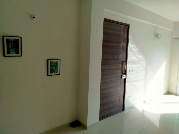 Room, smart-world-gems 2.5 Bedroom 1150 Sq.Ft. Apartment In Sector 89 Gurgaon 10074616