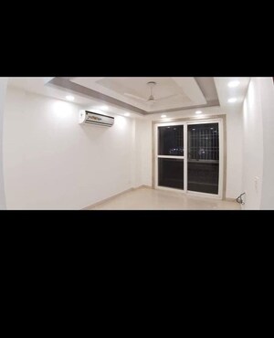 Room in 3 BHK Builder Floor at Lajpat Nagar 4 – for Rent