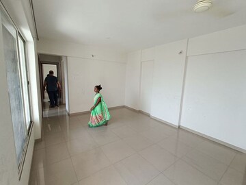 Room in 2.5 BHK Apartment at Parklane Urbanjoy Wing A, Sus – for Rent