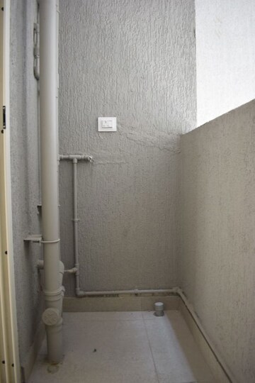 Bathroom in 2 BHK Apartment at Kohinoor Westview Reserve, Wakad – for Sale