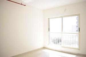 Room in 2 BHK Apartment at Kohinoor Westview Reserve, Wakad – for Sale