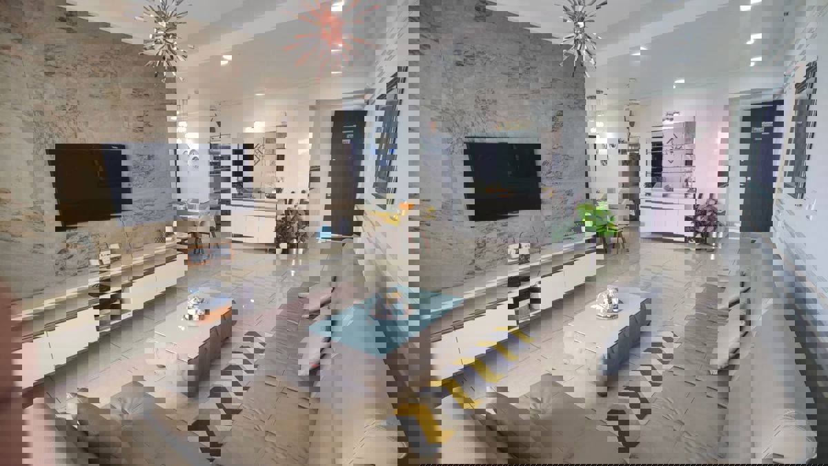 4 BHK + Servant Room 2689 Sq.Ft. Apartment in Prestige Falcon City