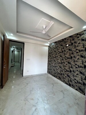 Room in 2 BHK Builder Floor at Balaji Homes II, Sector 49 – for Sale