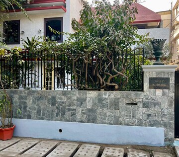 4 BHK Builder Floor – Exterior View View at Greater Kailash I - for Rent