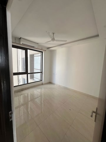 Bedroom in 3 BHK Apartment at Mukundapur – for Rent