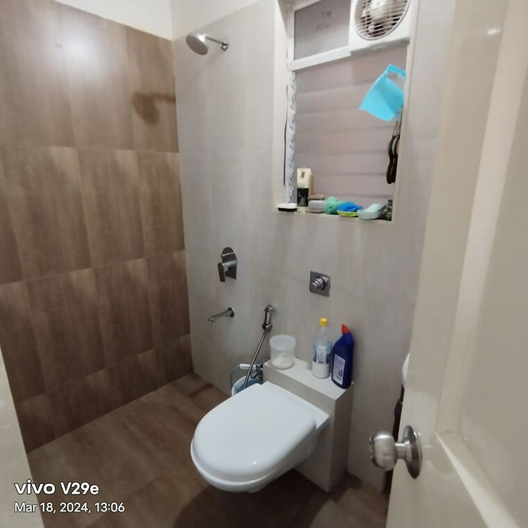 Bathroom, vijay-orovia 2 Bedroom 579 Sq.Ft. Apartment In Ghodbunder Road Thane 10074748