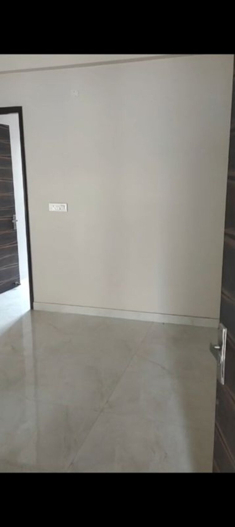 Room, sunshine-enclave 3.5 Bedroom 123 Sq.Yd. Apartment In Vip Road Zirakpur 10074749