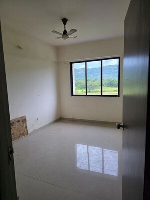 Room in 1 BHK Apartment at Nehru Nagar Sharada CHS, Kurla East – for Rent