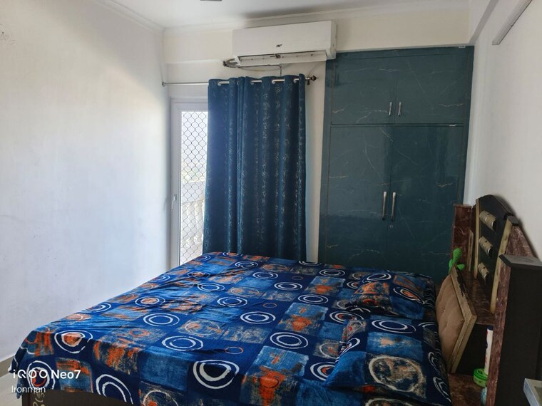 Bedroom, devika-skypers 3 Bedroom 1076 Sq.Ft. Apartment In Raj Nagar Extension Ghaziabad 10074766