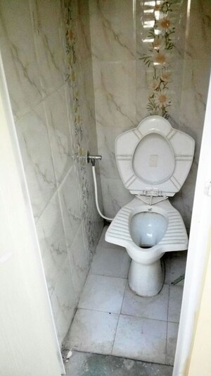 Bathroom in 1 BHK Villa at Jivraj Park – for Rent