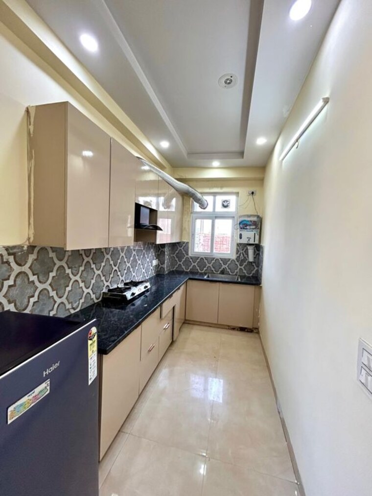 Kitchen, ardee-mall 2 Bedroom 180 Sq.Yd. Builder Floor In Sector 52 Gurgaon 10074770