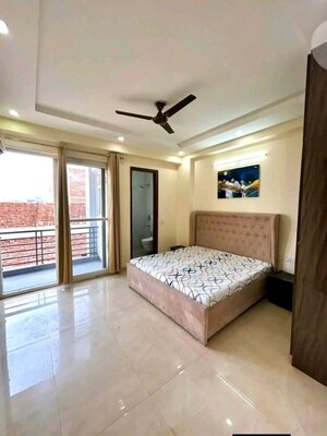 Bedroom in 2 BHK Builder Floor at Ardee Mall, Sector 52 – for Rent