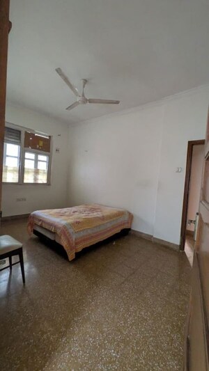 Bedroom in 2 BHK Apartment at Bandra West – for Rent