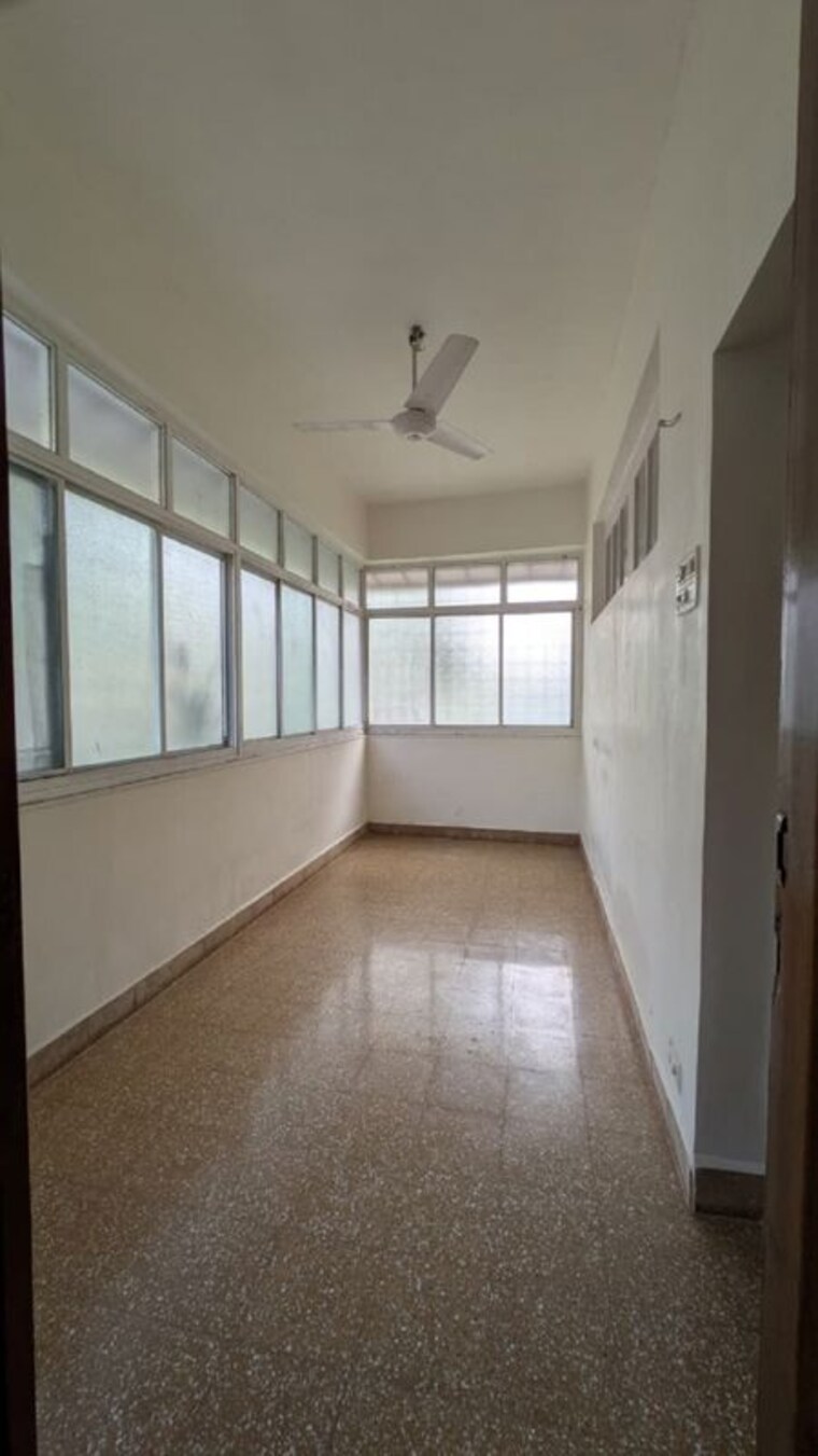 undefined, bandra west 2 Bedroom 700 Sq.Ft. Apartment In Bandra West Mumbai 10074771