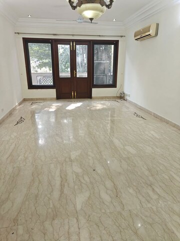 3 BHK Builder Floor For Rent in Chanakyapuri