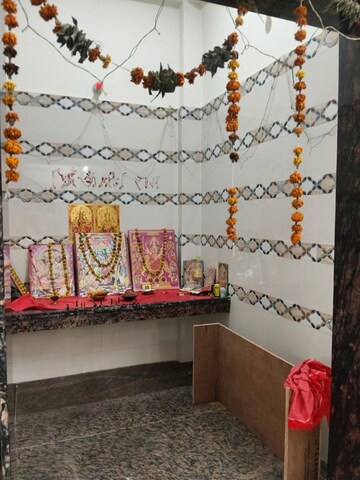 Master Plan in 6+ BHK Independent House at Gomti Nagar – for Rent