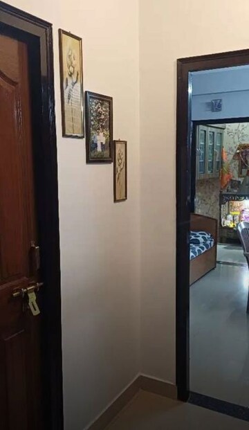 Furnished Amenities in 2 BHK Apartment at Raj Ganga Surya Square, Gomti Nagar – for Rent