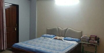 Bedroom in 2 BHK Apartment at Raj Ganga Surya Square, Gomti Nagar – for Rent