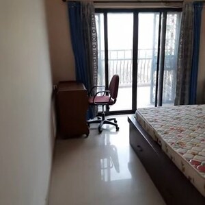 Room in 2 BHK Apartment at Brahma Suncity, Wadgaon Sheri – for Rent