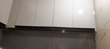 Furnished Amenities in 3.5 BHK Apartment at Smart World Gems, Sector 89 – for Rent