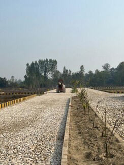 Plot For Sale in Sultanpur Road