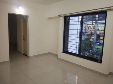 Room in 2 BHK Apartment at Kharadi – for Rent