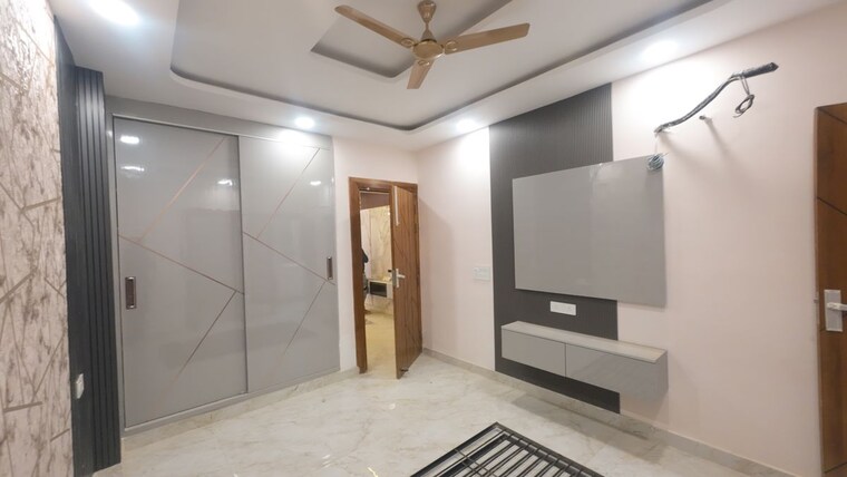 Room, puri-aman-vilas 3 Bedroom 172 Sq.Yd. Builder Floor In Sector 89 Faridabad 10074658