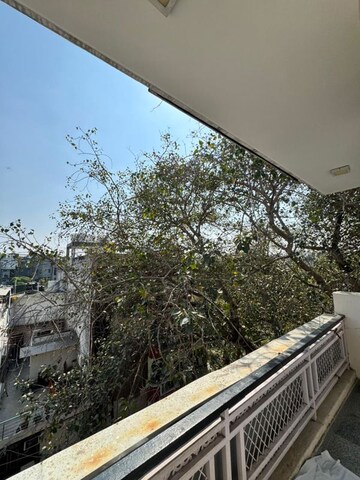 Balcony in  Pg at Lajpat Nagar ii – for Rent