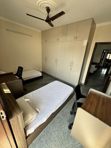   Pg at Lajpat Nagar ii – for Rent