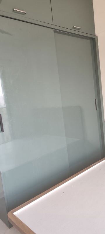 Room in 1 BHK Apartment at Metropolis Bayside, Kasarvadavali – for Rent