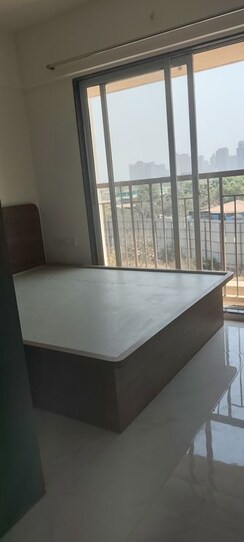 1 BHK Apartment For Rent in Metropolis Bayside