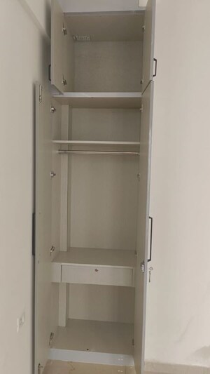 Furnished Amenities in 1.5 BHK Apartment at Signature Global Orchard Avenue, Sector 93 – for Rent