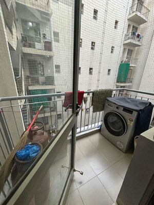 Balcony in 1.5 BHK Apartment at Signature Global Orchard Avenue, Sector 93 – for Rent