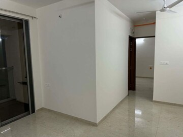 Room in 2 BHK Apartment at Vilas Javdekar Yashwin Enchante, Kharadi – for Rent