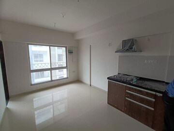 Room in Studio Apartment at Geras World of Joy L, Kharadi – for Rent