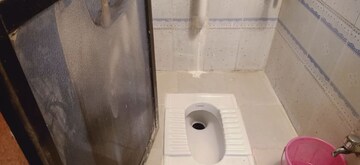 Bathroom in 1 BHK Apartment at Dosti Estates, Wadala East – for Sale