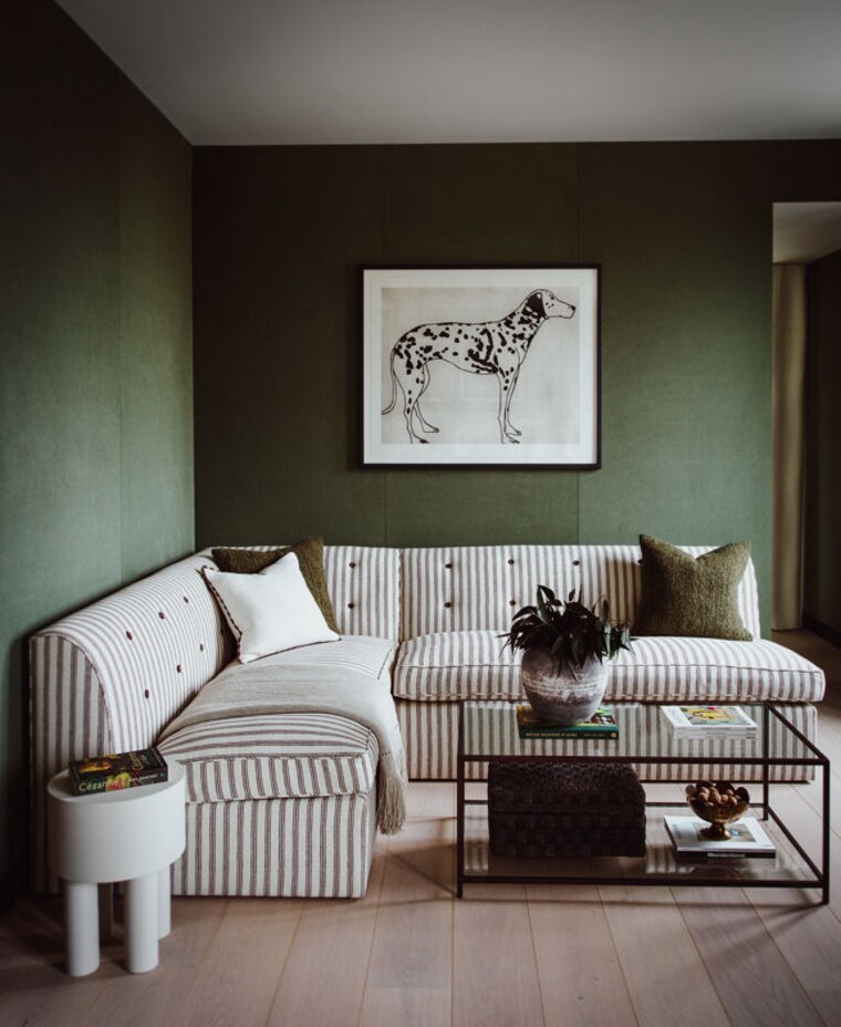 Living Room, adarsh nagar 3 Bedroom 1000 Sq.Ft. Builder Floor In Adarsh Nagar Delhi 10074893
