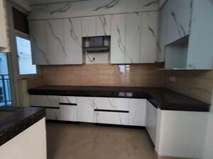 Kitchen in 3 BHK Builder Floor at Vishesh Khand, Gomti Nagar – for Rent