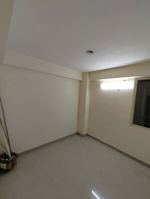 Room in 3 BHK Apartment at Conscient Habitat 78, Sector 78 – for Sale