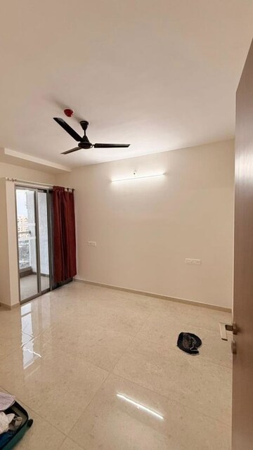 Room in 2 BHK Apartment at Kharadi – for Rent