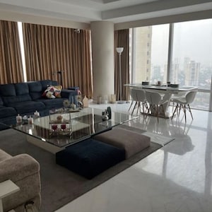 Team Area in 4 BHK Apartment at Indiabulls Blu, Upper Worli – for Rent