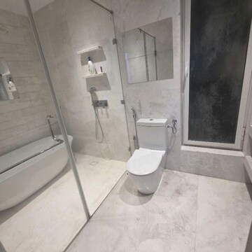 Bathroom in 4 BHK Apartment at Indiabulls Blu, Upper Worli – for Rent