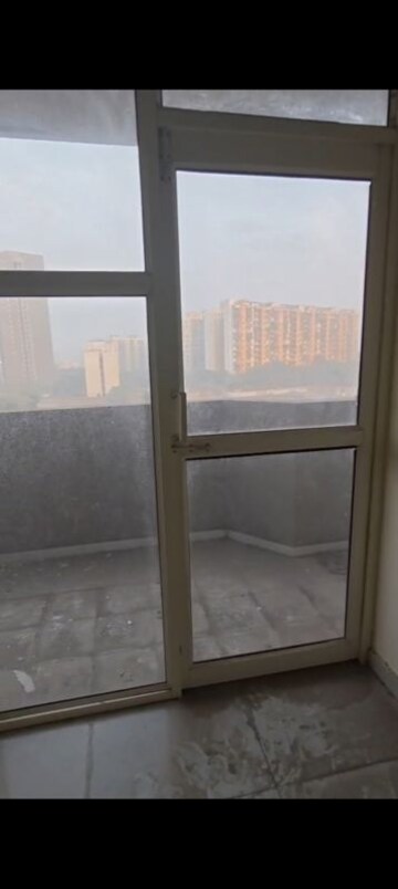 Bathroom in 2 BHK Apartment at Pyramid Heights, Sector 85 – for Rent