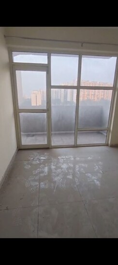 2 BHK Apartment For Rent in Pyramid Heights